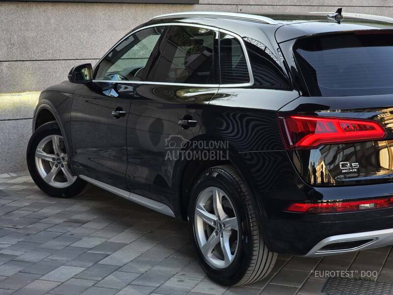 Audi Q5 quattro/S-tronic