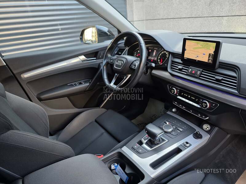 Audi Q5 quattro/S-tronic