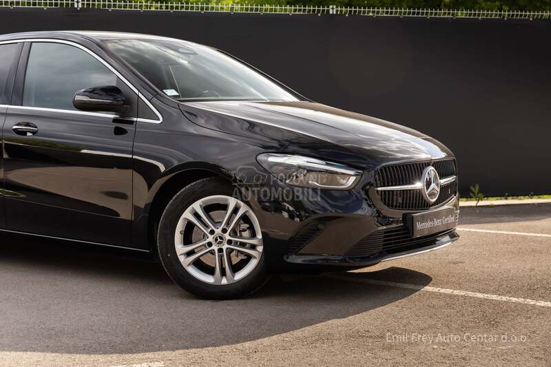 Mercedes Benz B 180 