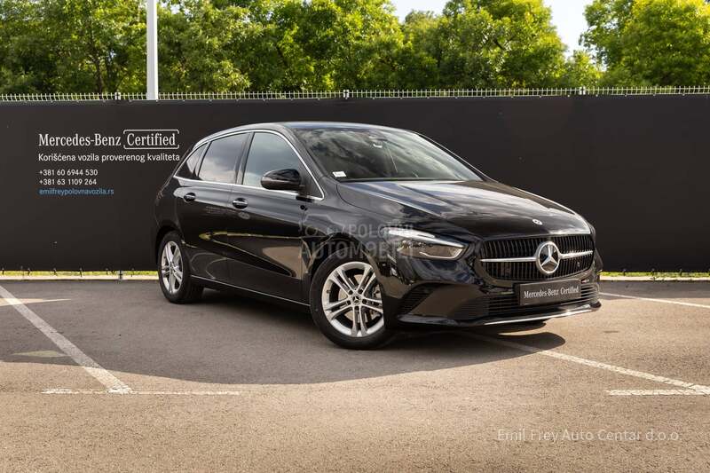 Mercedes Benz B 180 