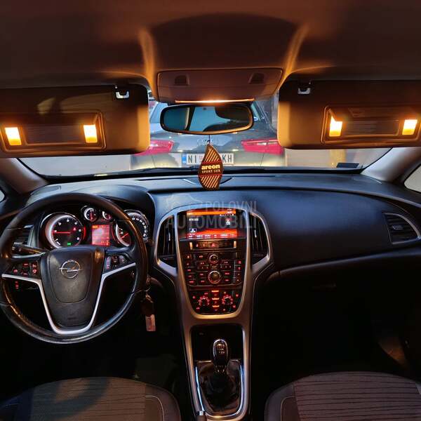 Opel Astra J 1.7 cdti