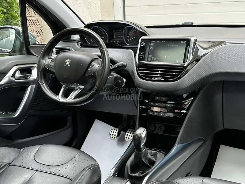 Peugeot 2008 1.6HDI/FELINE-TITANE
