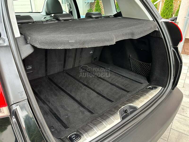 Peugeot 2008 1.6HDI/FELINE-TITANE