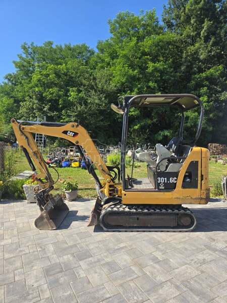 CAT 301.6