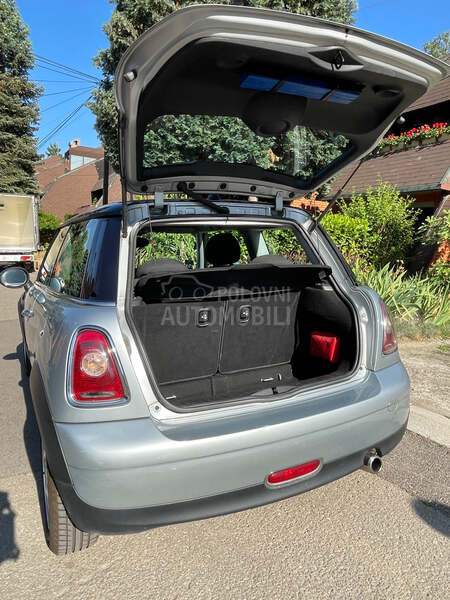 MINI Cooper 1.6