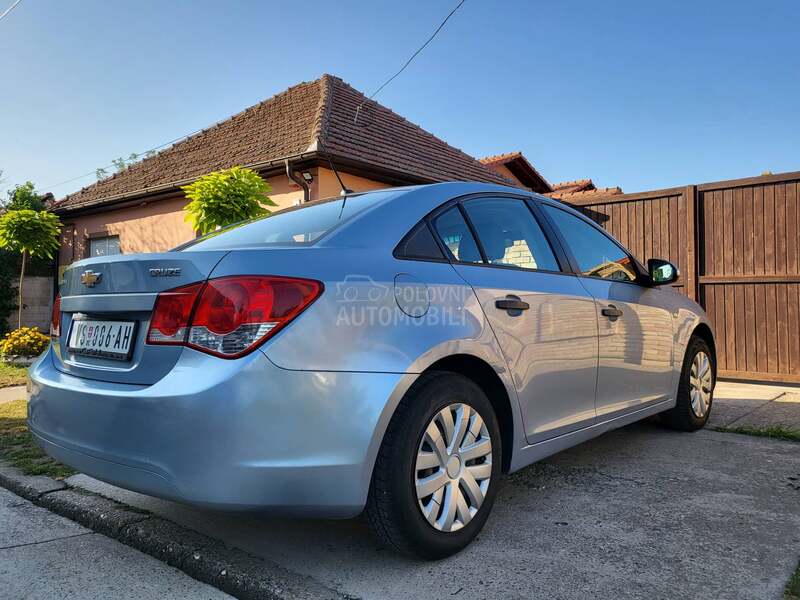 Chevrolet Cruze 