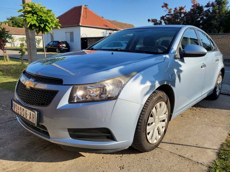 Chevrolet Cruze 