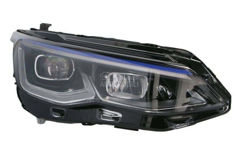 VW Golf 8 Far el. PLAVA Lajsna