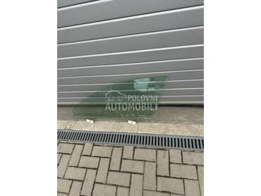 Prednje duplo levo staklo za Audi A4 od 2015. do 2024. god.