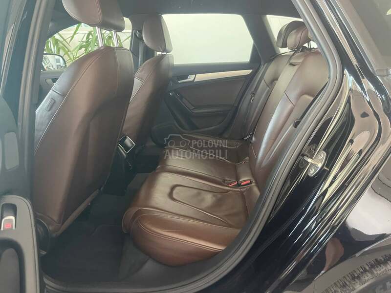 Audi A4 2.0 T.D.I S-LINE