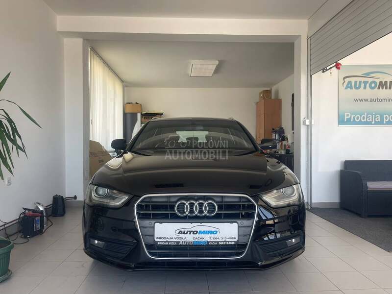 Audi A4 2.0 T.D.I S-LINE