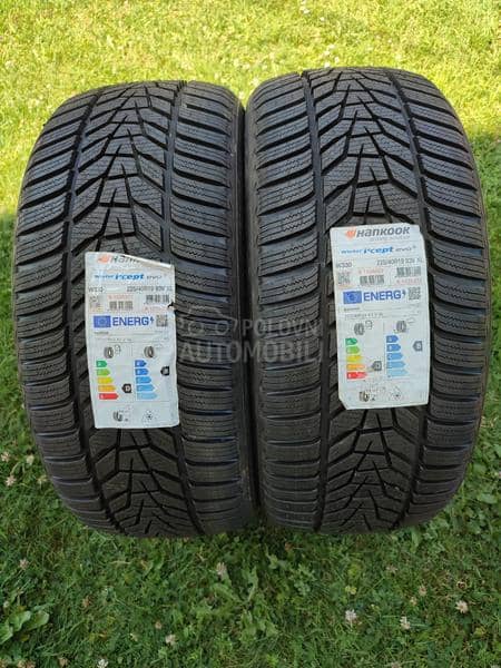 Hankook 225/40 R19 Zimska