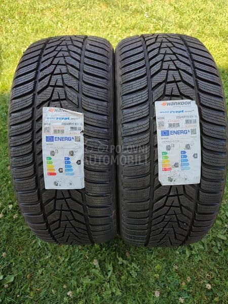 Hankook 225/40 R19 Zimska
