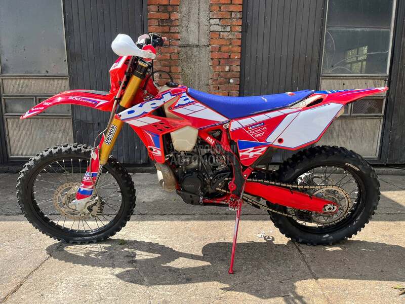 Beta RR 300