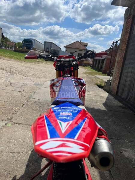 Beta RR 300