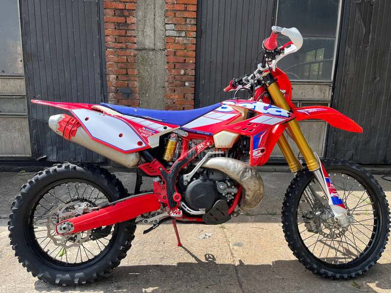 Beta RR 300