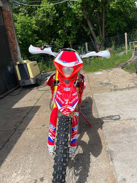 Beta RR 300