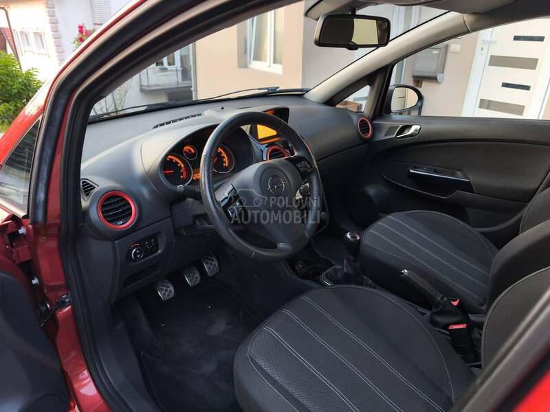 Opel Corsa D 1.4