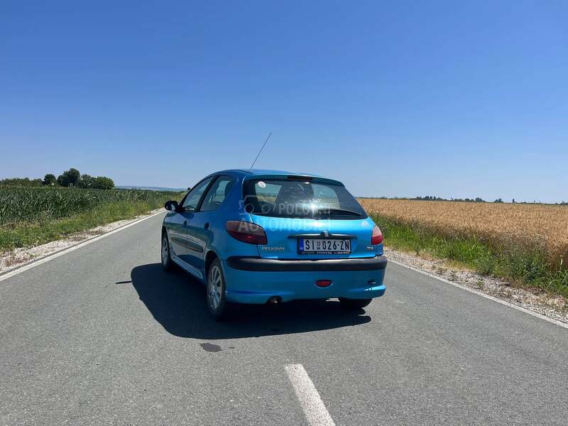 Peugeot 206 
