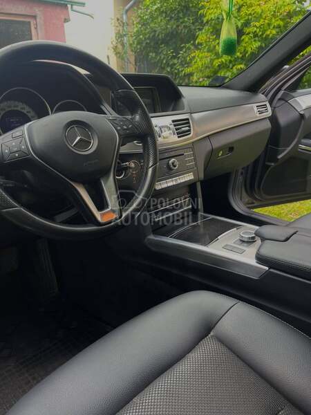 Mercedes Benz E 220 