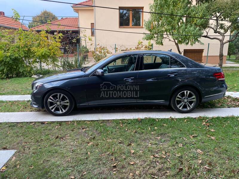 Mercedes Benz E 220 