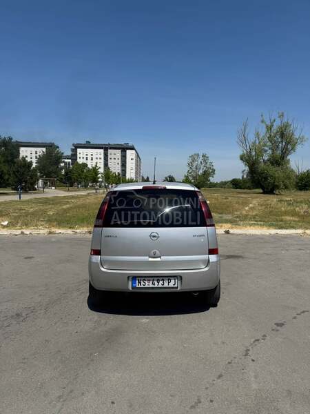 Opel Meriva 1.7 CDTi isuzu