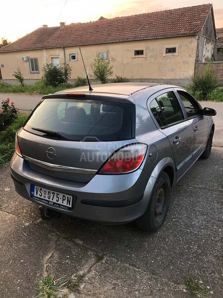 Opel Astra H 1.4///twinport