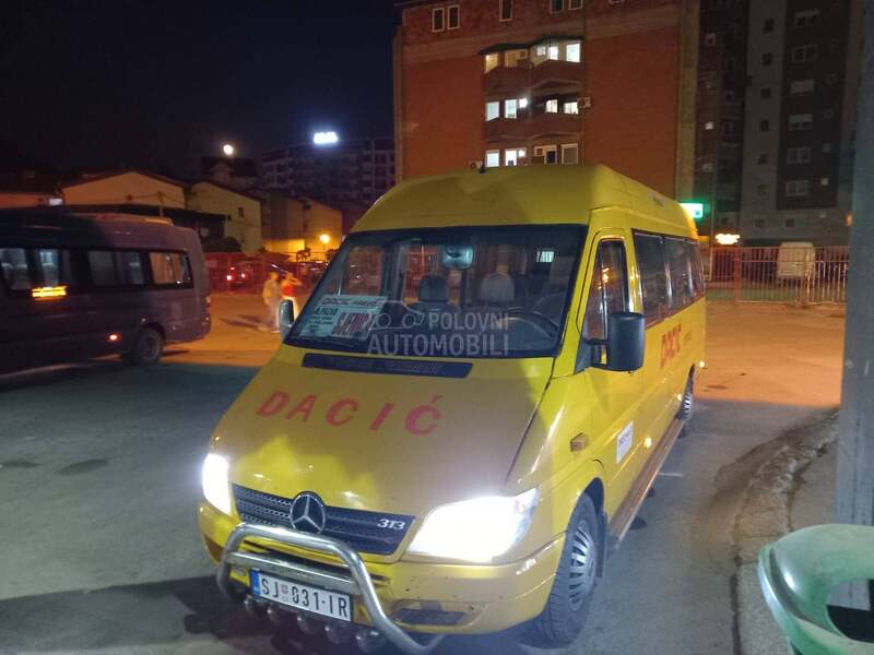 Mercedes Benz 313 cdi sa 18 sed