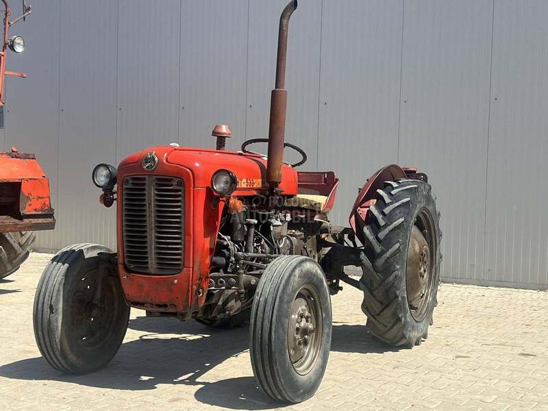 IMT 533 fabrika