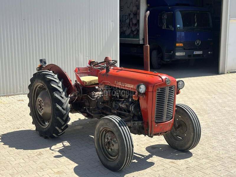 IMT 533 fabrika