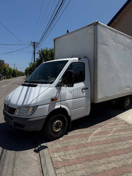 Mercedes Benz Sprinter 