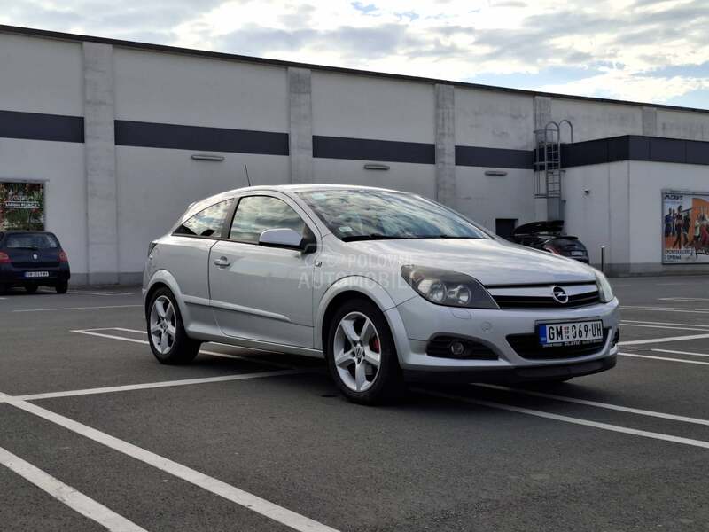 Opel Astra H GTC 1.6 SPORT