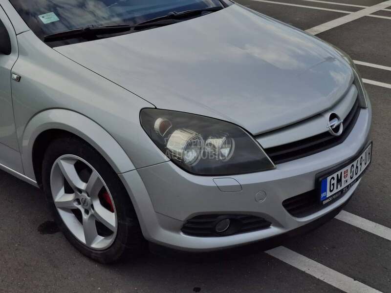 Opel Astra H GTC 1.6 SPORT