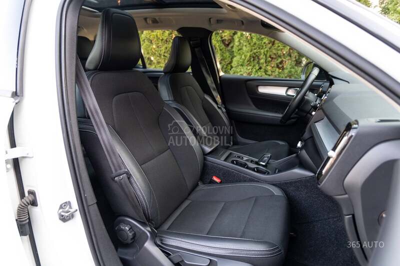 Volvo XC40 AUT/PANO/AWD