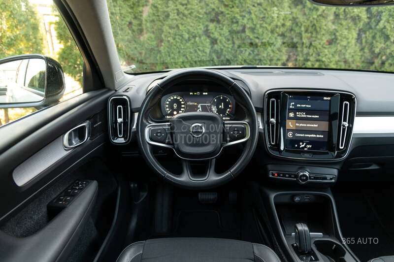Volvo XC40 AUT/PANO/AWD