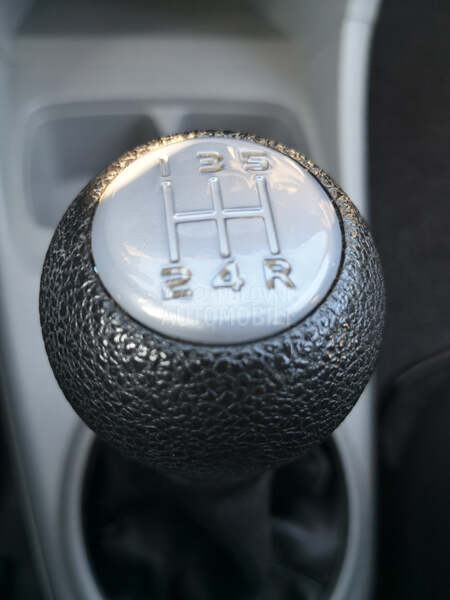 Suzuki Alto 1.0/Mala k.m/DE/NOV