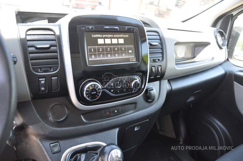 Renault Trafic LONG