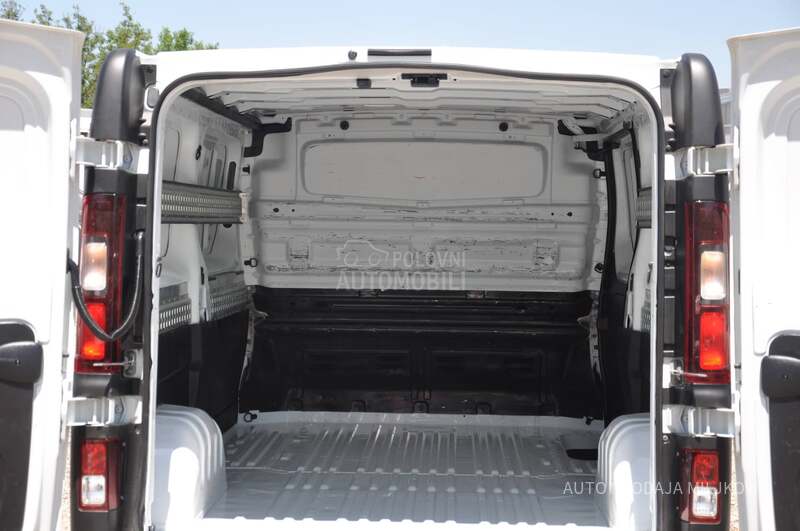 Renault Trafic LONG