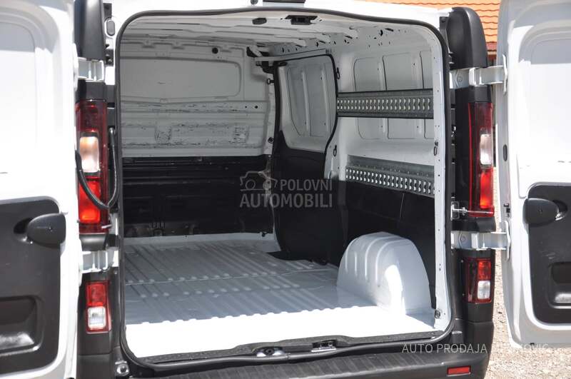 Renault Trafic LONG