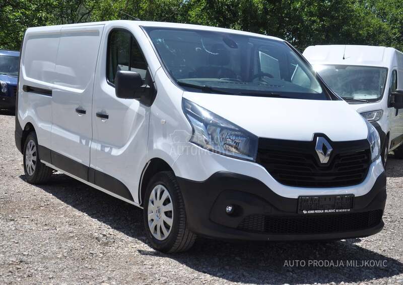 Renault Trafic LONG