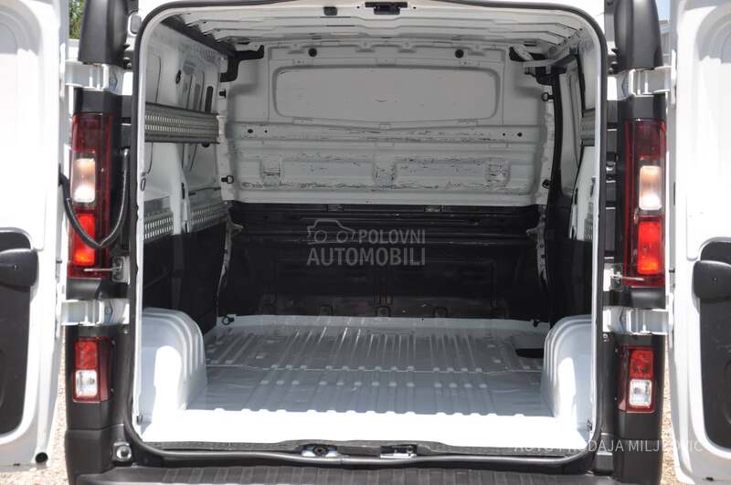 Renault Trafic LONG
