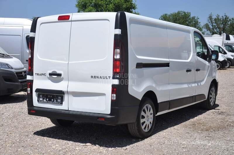 Renault Trafic LONG