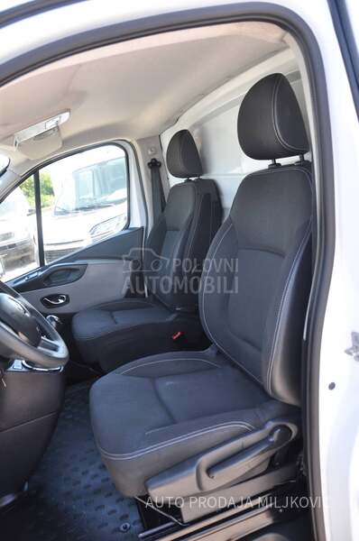 Renault Trafic LONG
