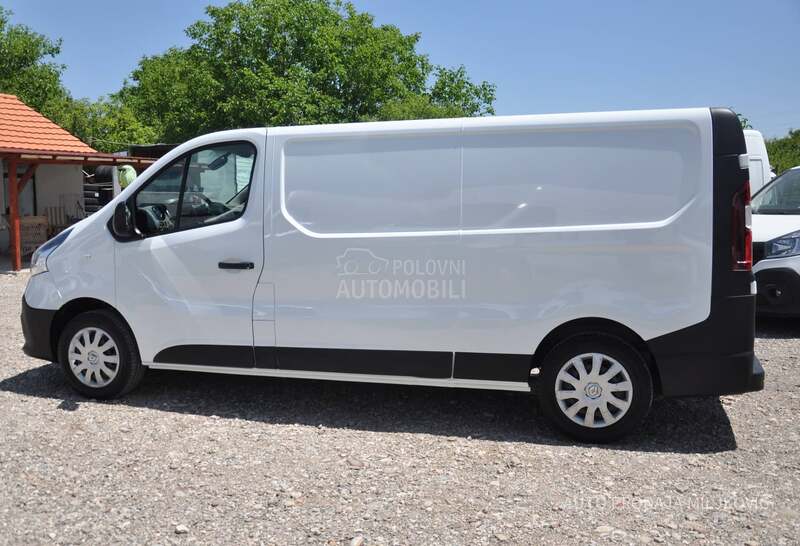 Renault Trafic LONG