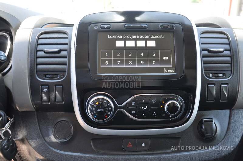 Renault Trafic LONG