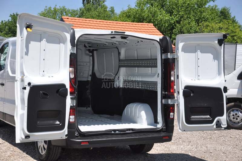 Renault Trafic LONG