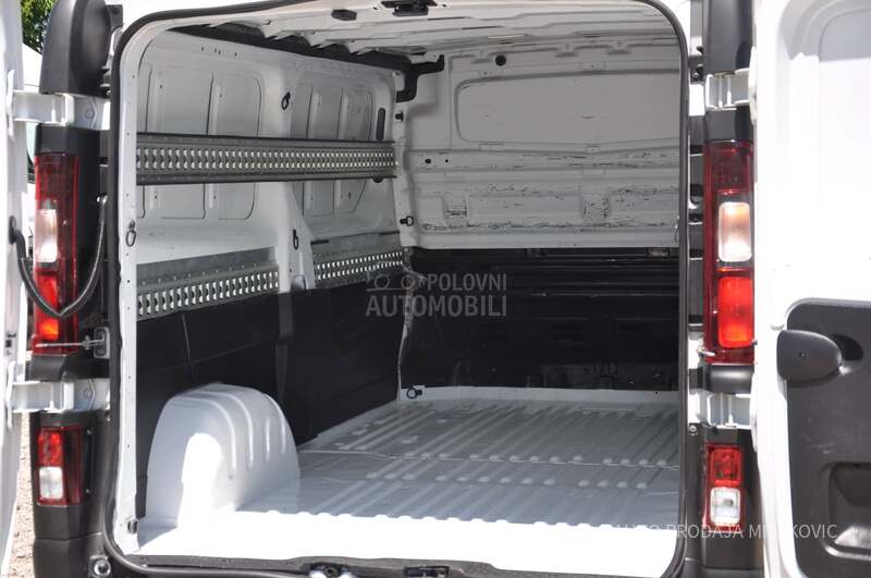Renault Trafic LONG