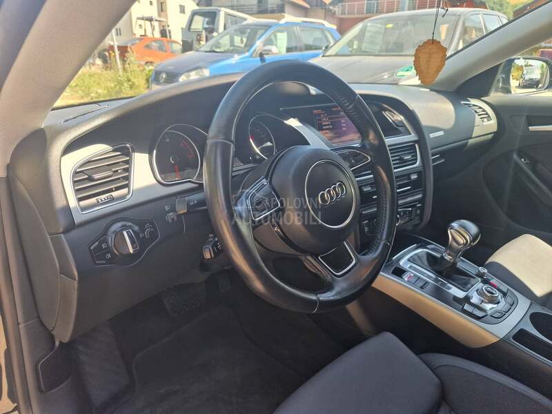 Audi A5 N.OV