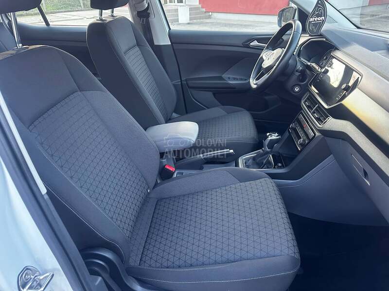 Volkswagen T-Cross 1.6 TDI A U T