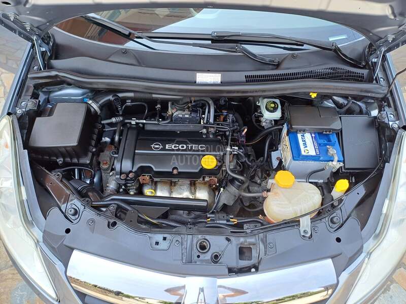 Opel Corsa D 1.4 CH